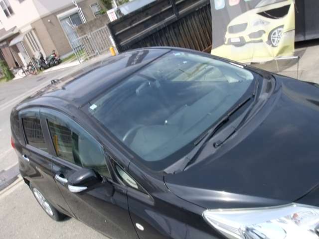日産 ノート １．２ メダリスト H25年 (近畿) 99