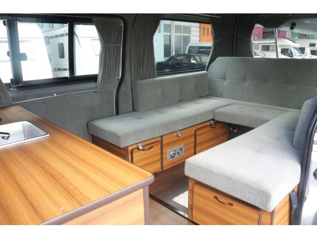 トヨタ ハイエースバン ＲＶコーエイ H20年 (中国) 99