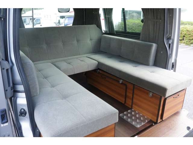 トヨタ ハイエースバン ＲＶコーエイ H20年 (中国) 99