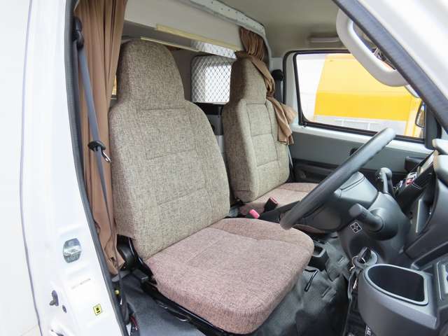 トヨタ タウンエーストラック ステージ２１製 R3年 (東海) 99