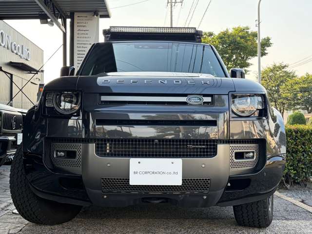 ランドローバー ディフェンダー １１０ Ｘダイナミック ＳＥ ３．０Ｌ Ｄ３００ ディーゼルターボ ４ＷＤ R3年 (東海) 99