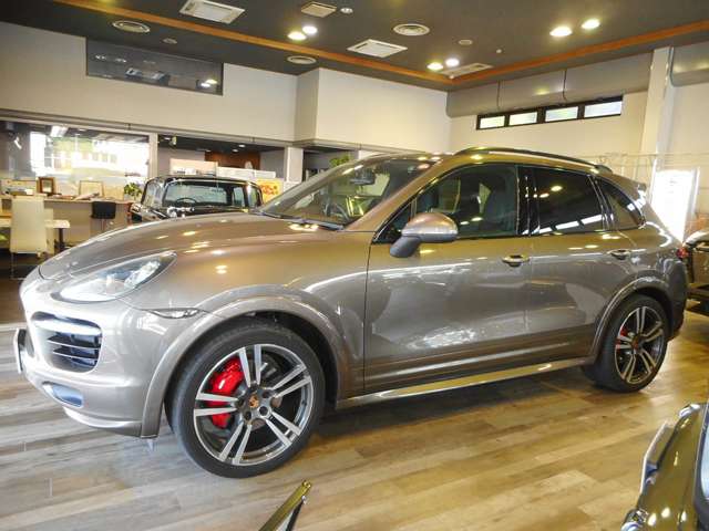 ポルシェ カイエン ＧＴＳ ティプトロニックＳ ４ＷＤ H26年 (近畿) 99