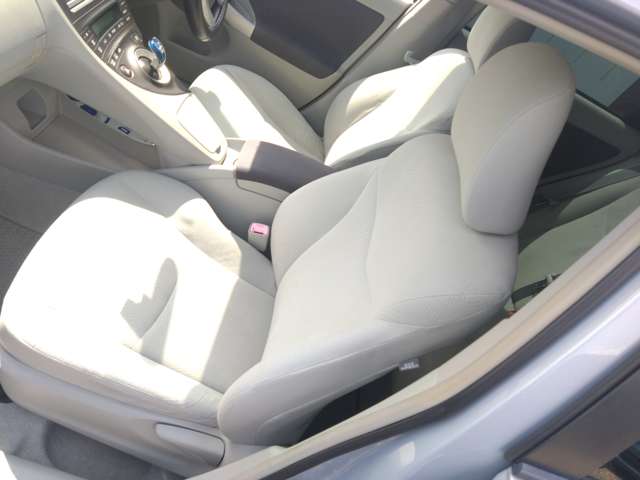 トヨタ プリウス １．８ Ｓ ツーリングセレクション H22年 (東北) 99