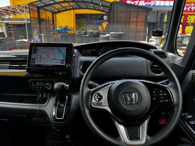 ホンダ Ｎ　ＢＯＸ カスタム ６６０ Ｇ Ｌ ホンダセンシング R1年 (近畿) 99