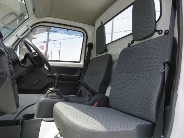 スズキ キャリイトラック ６６０ ＫＣエアコン・パワステ ３方開 ４ＷＤ H29年 (甲信越・北陸) 99