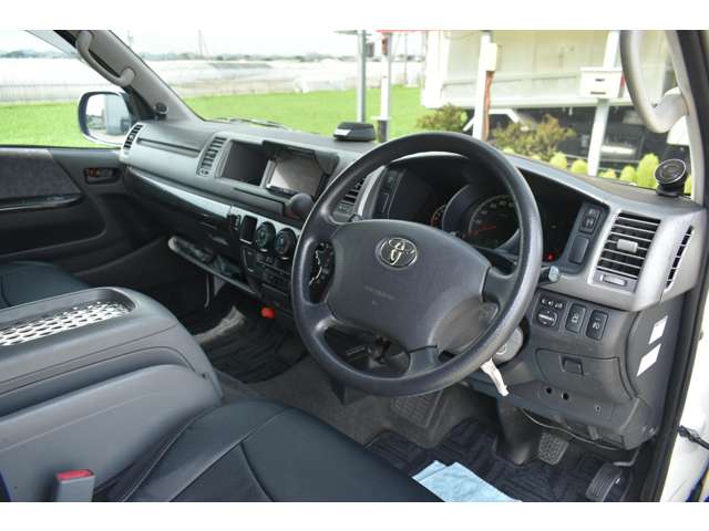 トヨタ ハイエースワゴン ２．７ グランドキャビン H21年 (近畿) 99