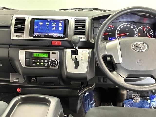 トヨタ ハイエースバン ３．０ マルチロールトランスポーター タイプＩＩ ロング ディーゼルターボ ４ＷＤ H27年 (中国) 99