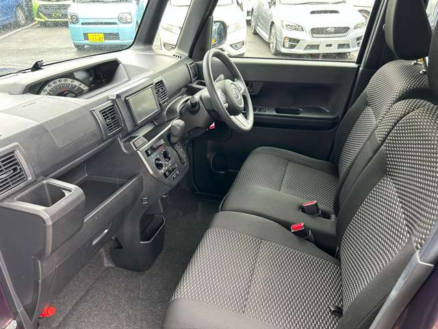 トヨタ ピクシス　メガ ６６０ Ｄ H28年 (関東) 99