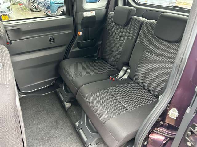 トヨタ ピクシス　メガ ６６０ Ｄ H28年 (関東) 99