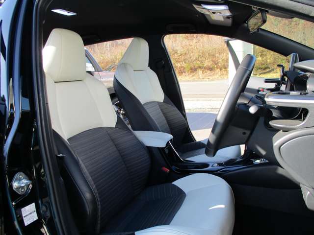 トヨタ カローラ　ツーリング　ハイブリッド １．８ ハイブリッド ＷＸＢ Ｅ－ＦＯＵＲ ４ＷＤ R5年 (東北) 99