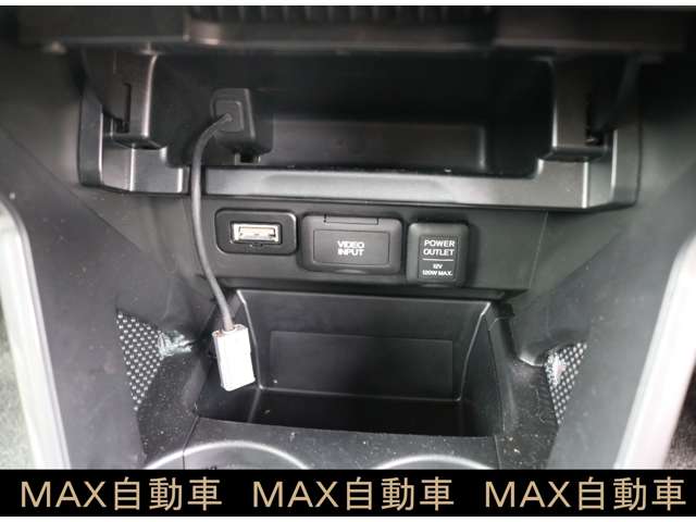 ホンダ ＣＲ−Ｚ １．５ アルファ ブラックレーベル H23年 (関東) 99