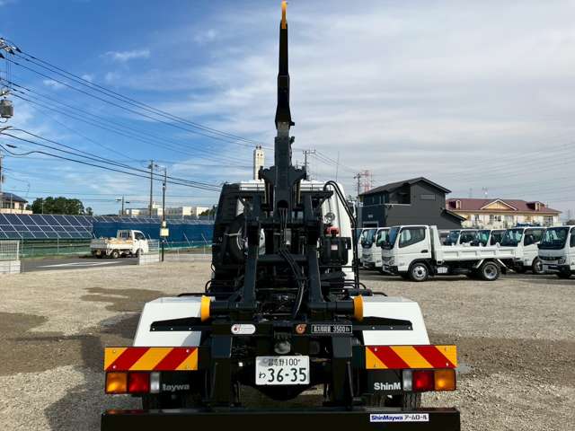 三菱フソウ ファイター 脱着装置付コンテナ専用車 R7年 (関東) 99