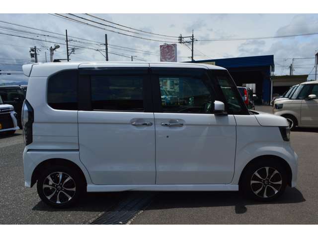 ホンダ Ｎ　ＢＯＸ カスタム ６６０ Ｇ Ｌ ホンダセンシング ４ＷＤ R1年 (中国) 99