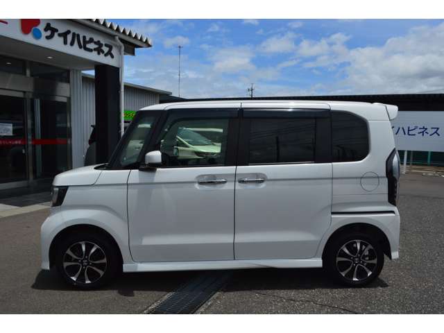 ホンダ Ｎ　ＢＯＸ カスタム ６６０ Ｇ Ｌ ホンダセンシング ４ＷＤ R1年 (中国) 99