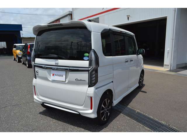 ホンダ Ｎ　ＢＯＸ カスタム ６６０ Ｇ Ｌ ホンダセンシング ４ＷＤ R1年 (中国) 99