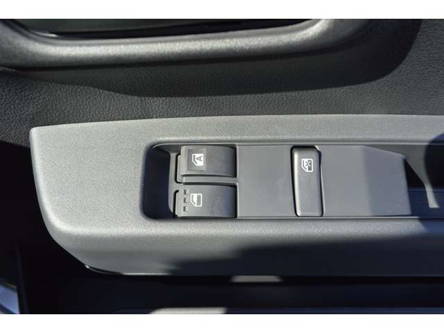 ダイハツ ハイゼットカーゴ ６６０ デラックス ４ＷＤ R8年 (中国) 99
