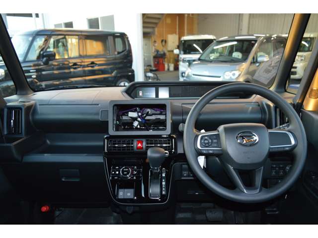 ダイハツ タント ６６０ カスタム Ｘ ４ＷＤ R7年 (中国) 99