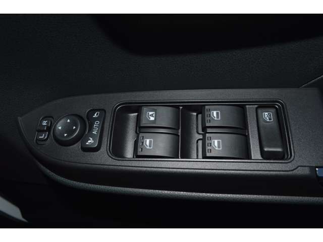 ダイハツ タント ６６０ カスタム Ｘ ４ＷＤ R7年 (中国) 99