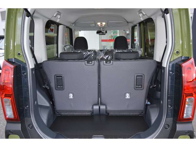 ダイハツ タント ６６０ ファンクロス ４ＷＤ R7年 (中国) 99