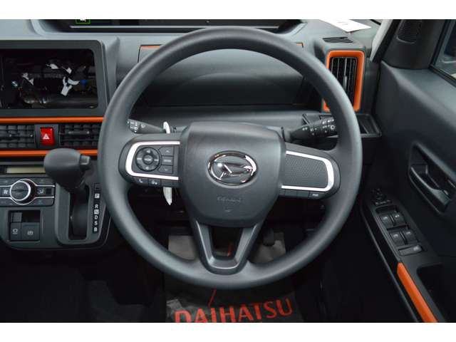 ダイハツ タント ６６０ ファンクロス ４ＷＤ R7年 (中国) 99