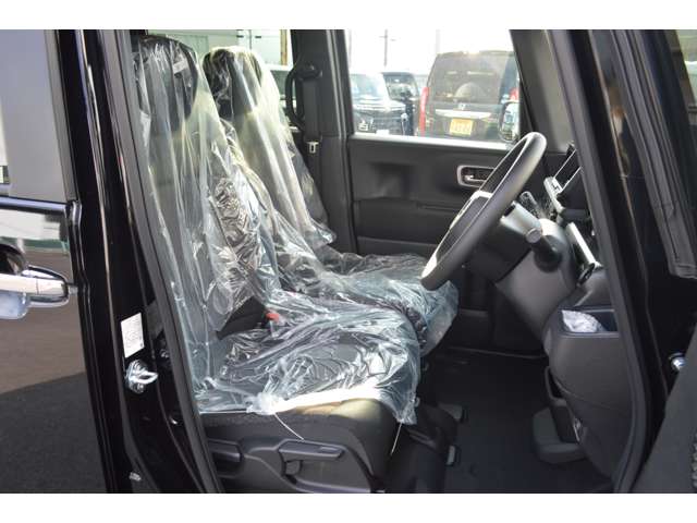 ホンダ Ｎ　ＢＯＸ カスタム ６６０ ４ＷＤ R7年 (中国) 99