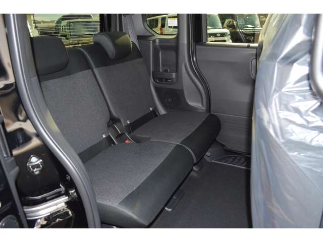 ホンダ Ｎ　ＢＯＸ カスタム ６６０ ４ＷＤ R7年 (中国) 99