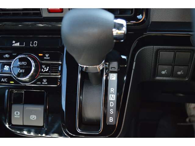 ダイハツ タント ６６０ カスタム Ｘ R7年 (中国) 99