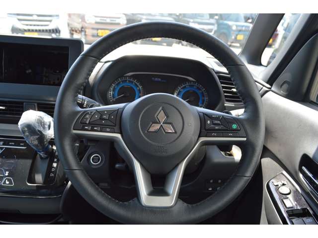 三菱 デリカ　ミニ ６６０ Ｔ プレミアム ４ＷＤ R5年 (中国) 99