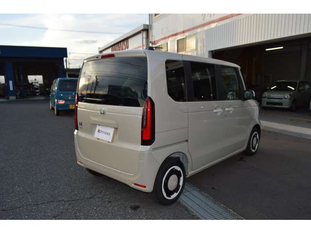 ホンダ Ｎ　ＢＯＸ ６６０ ファッションスタイル R6年 (中国) 99