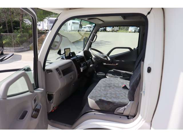 トヨタ カムロード ヨコハマモーターセールス H16年 (近畿) 99