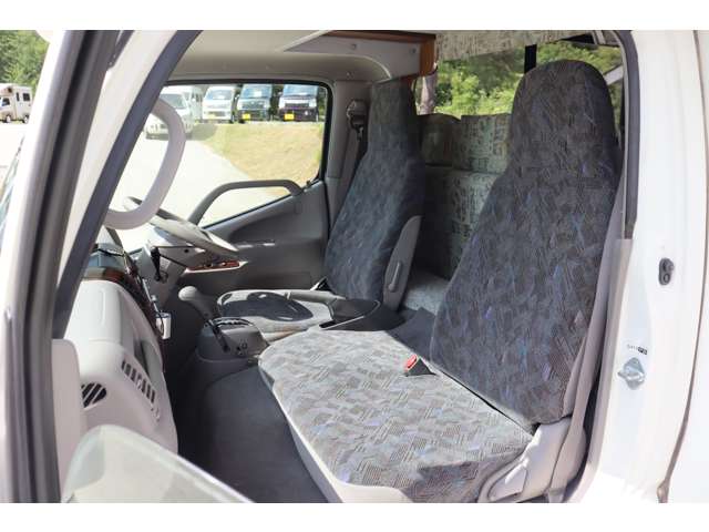 トヨタ カムロード ヨコハマモーターセールス H16年 (近畿) 99