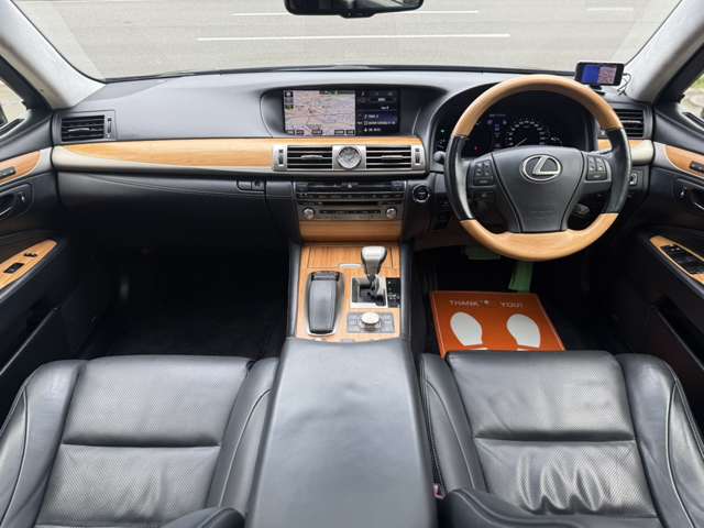 レクサス ＬＳハイブリッド ６００Ｈ バージョンＣ Ｉパッケージ ４ＷＤ H26年 (北海道) 99