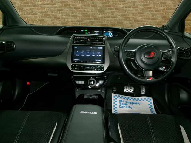 トヨタ プリウスＰＨＶ １．８ Ｓ ＧＲ スポーツ H29年 (東北) 99