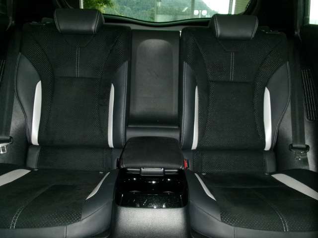 トヨタ プリウスＰＨＶ １．８ Ｓ ＧＲ スポーツ H29年 (東北) 99
