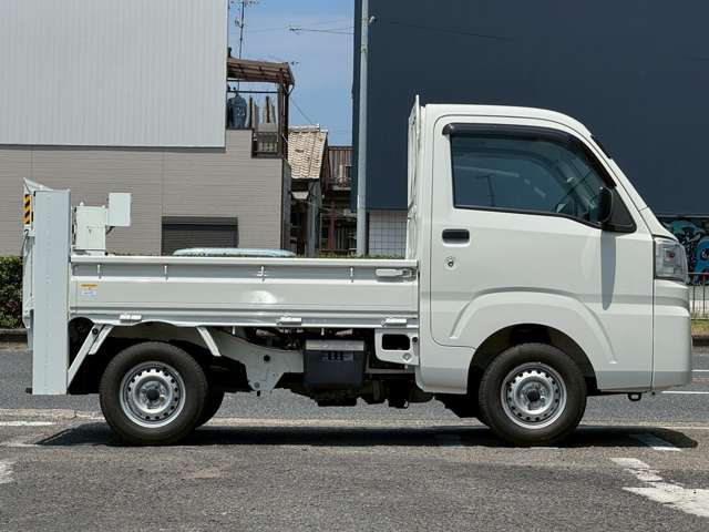 ダイハツ ハイゼットトラック ６６０ 垂直式テールリフト ３方開 H28年 (近畿) 99