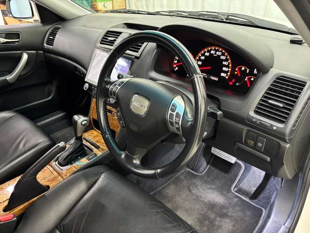 ホンダ アコードワゴン ２．４ ２４ＬＸ H17年 (近畿) 99
