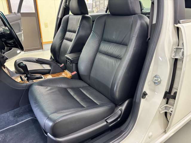 ホンダ アコードワゴン ２．４ ２４ＬＸ H17年 (近畿) 99