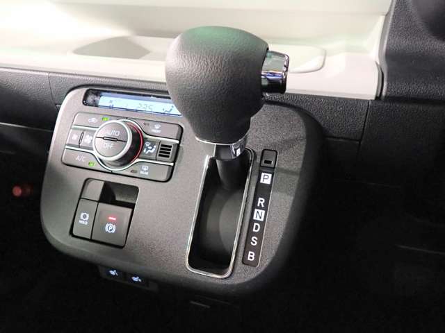 ダイハツ ムーヴ　キャンバス ６６０ ストライプス Ｇ R8年 (近畿) 99