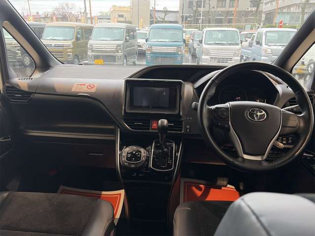 トヨタ ヴォクシー ２．０ ＺＳ 煌ＩＩＩ R4年 (九州・沖縄) 99
