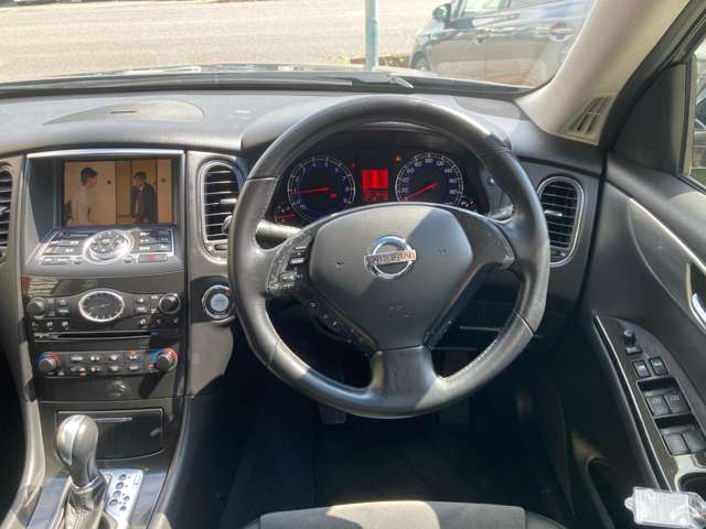 日産 スカイライン　クロスオーバー ３．７ ３７０ＧＴ H21年 (東海) 99