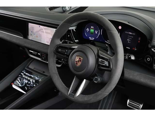 ポルシェ マカン エレクトリックＧＴＳ R8年 (東海) 99