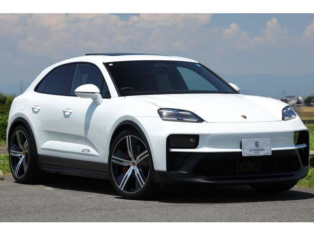ポルシェ マカン エレクトリックＧＴＳ R8年 (東海) 99