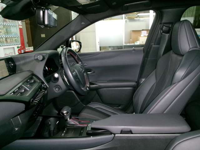 レクサス ＵＸ２５０ｈ Ｆスポーツ R2年 (東北) 99