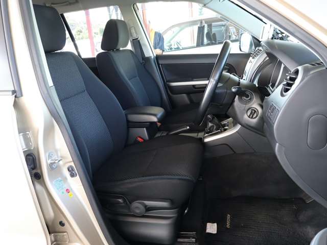 スズキ エスクード ２．０ ＸＧ ４ＷＤ H17年 (関東) 99