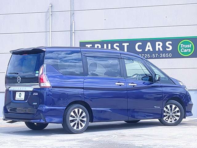 日産 セレナ ２．０ ハイウェイスター H29年 (近畿) 99