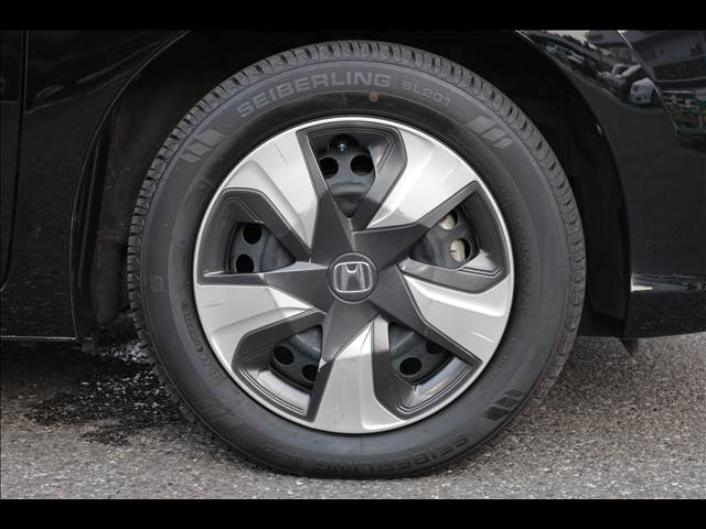 ホンダ フィット　ハイブリッド ＨＹＢＲＩＤＬ ＨＯＮＤＡ ＳＥＮＳＩＮＧ R1年 (関東) 99