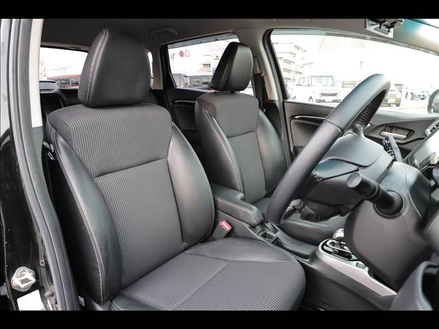 ホンダ フィット　ハイブリッド ＨＹＢＲＩＤＬ ＨＯＮＤＡ ＳＥＮＳＩＮＧ R1年 (関東) 99