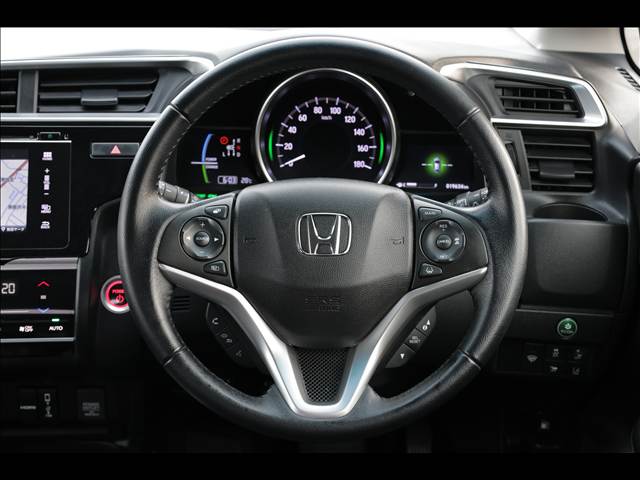 ホンダ フィット　ハイブリッド ＨＹＢＲＩＤＬ ＨＯＮＤＡ ＳＥＮＳＩＮＧ R1年 (関東) 99