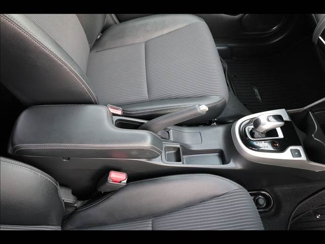 ホンダ フィット　ハイブリッド ＨＹＢＲＩＤＬ ＨＯＮＤＡ ＳＥＮＳＩＮＧ R1年 (関東) 99