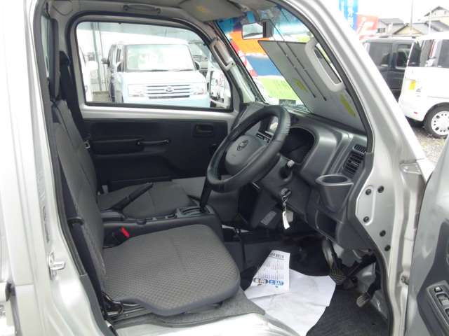 日産 ＮＴ１００クリッパー ６６０ ＧＸ ４ＷＤ H28年 (九州・沖縄) 99